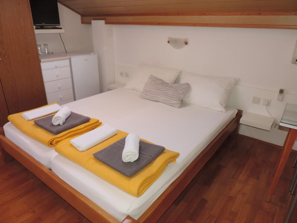 Apartment Vidas Novalja Kültér fotó
