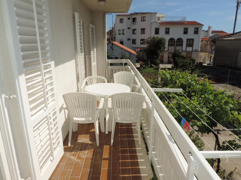 Apartment Vidas Novalja Kültér fotó