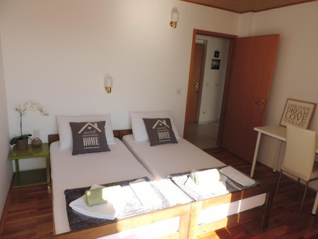 Apartment Vidas Novalja Kültér fotó
