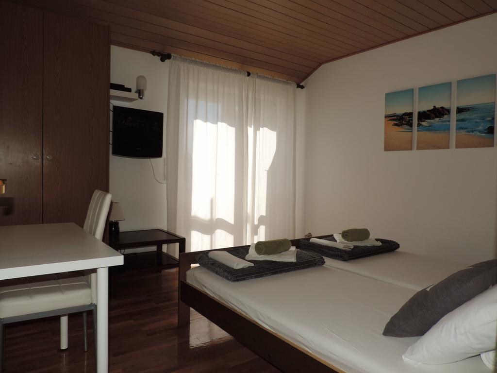 Apartment Vidas Novalja Kültér fotó